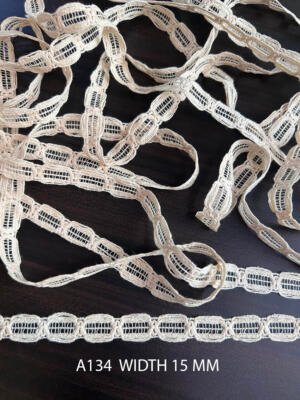 A134 15MM Greige Cotton Comz Knitted Oval Link Insertion Lace