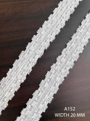 A152 20 MM white fine knitted lace with dense textured centre and small looped edges