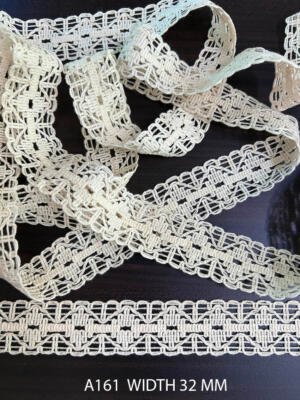 A161 Cotton Comz Lace 32mm Dyeable Decorative Lace Trim