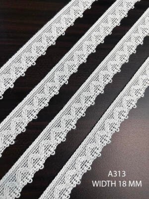 A313 18 MM white knitted lace with continuous wavy edge pattern