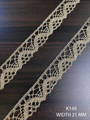 K149 21 MM antique gold lurex crochet lace with openwork crochet pattern
