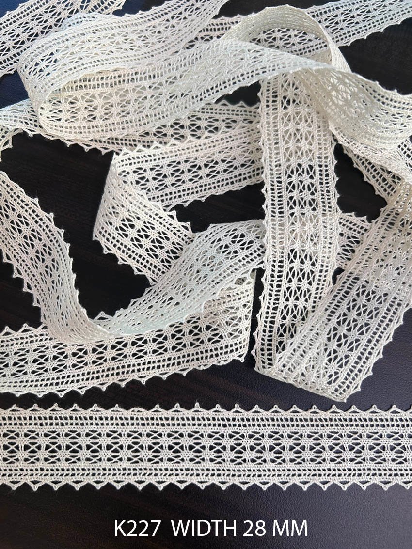 K227 Fine Cotton Crochet Lace 28mm Griege Dyeable Decorative Garment Lace Trim