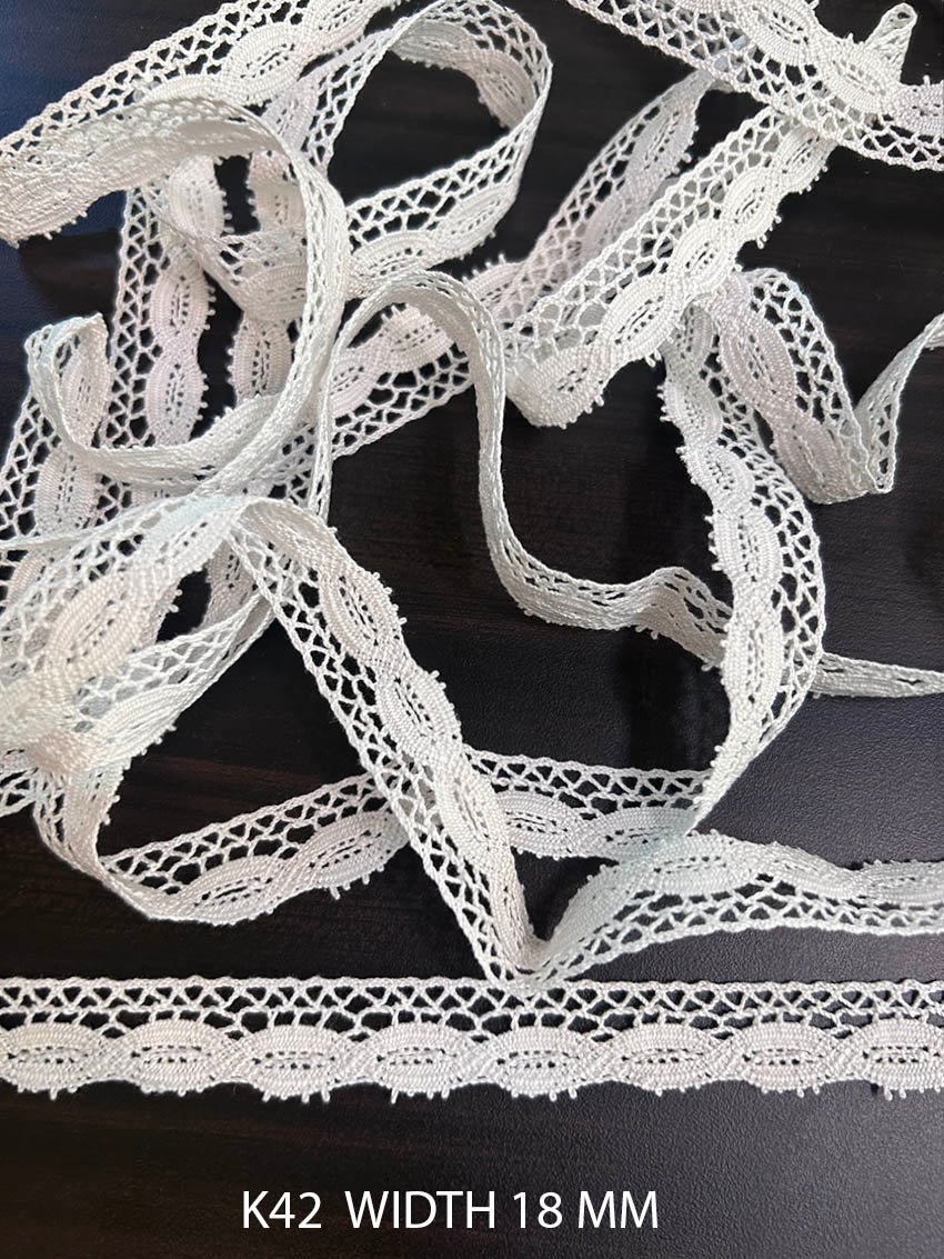 K42 Fine Cotton Crochet Lace 18mm White Dyeable Decorative Cotton Lace Trim