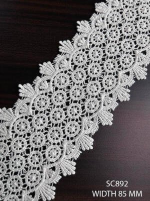 SC892 85 MM white cotton GPO lace with repeating circular floral motifs and decorative leaf border
