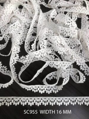 WHITE LACE FOR GARMENTS