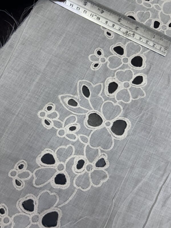 FABRIC FLOWER LACE