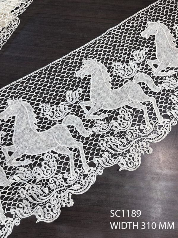 HORSE GPO WHITE LACE