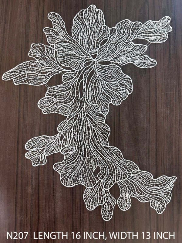 FINE LACE NECK PATCH