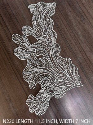 : Elegant white neck lace patch N220 with fine embroidery