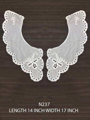 N237 white pair patch lace with oversized dyeable motifs – elegant fabric base for couture necklines