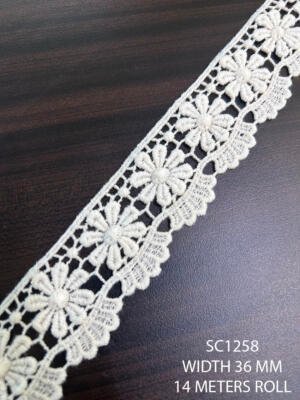 SC1258 cotton guipure lace trim 36 mm floral daisy lace border off white decorative edging
